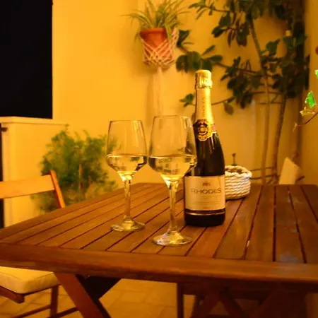 Elektra Kallithea - Near Beautiful Beaches *